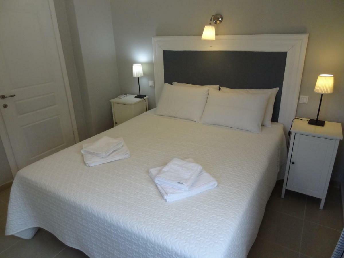 Villa Elaia Suites & Apartments No.2 Gaios Bagian luar foto