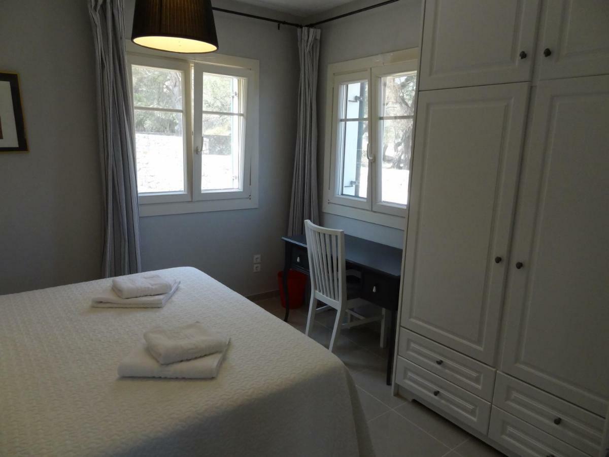 Villa Elaia Suites & Apartments No.2 Gaios Bagian luar foto