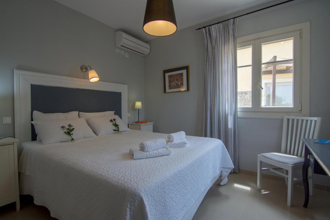 Villa Elaia Suites & Apartments No.2 Gaios Bagian luar foto