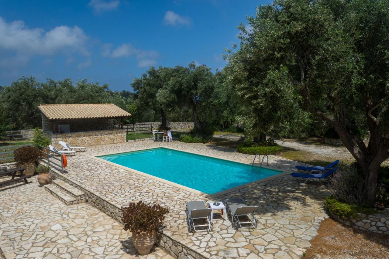 Villa Elaia Suites & Apartments No.2 Gaios Bagian luar foto